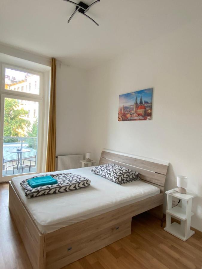 Designed Apartment Next To Vaclav Square With Terrace And Private Garage Prag Exterior foto